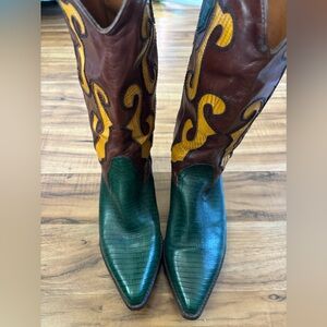 Vintage NINE WEST boots, Size 7!